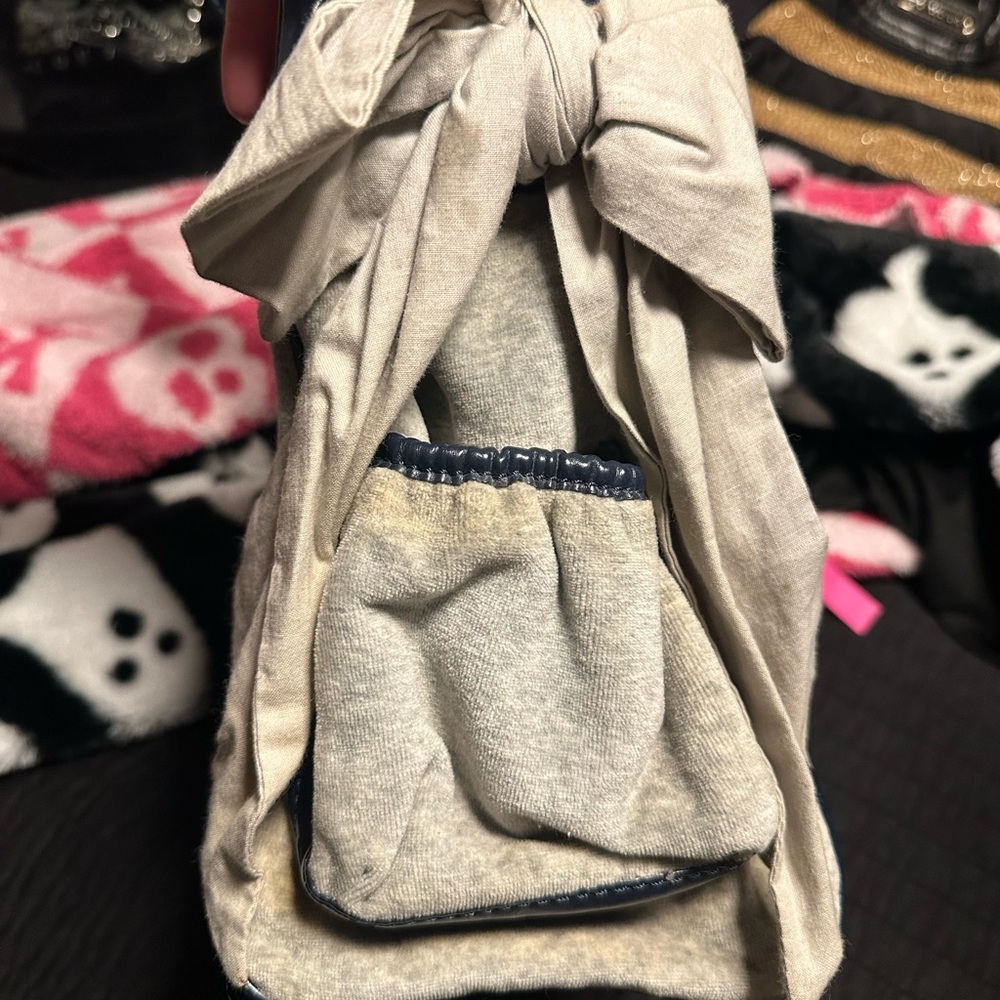 Purse - Picture 2 of 8
